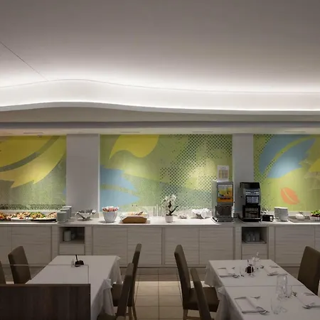Marco Polo Hotel 3*
