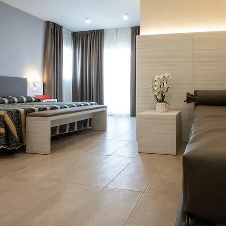 Marco Polo Hotel 3*